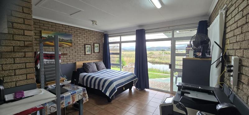 4 Bedroom Property for Sale in Klein Brak Western Cape